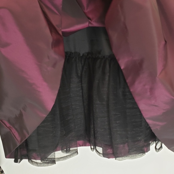 Gorgeous Taffeta Semi-Formal Midi Dress - Picture 4 of 7